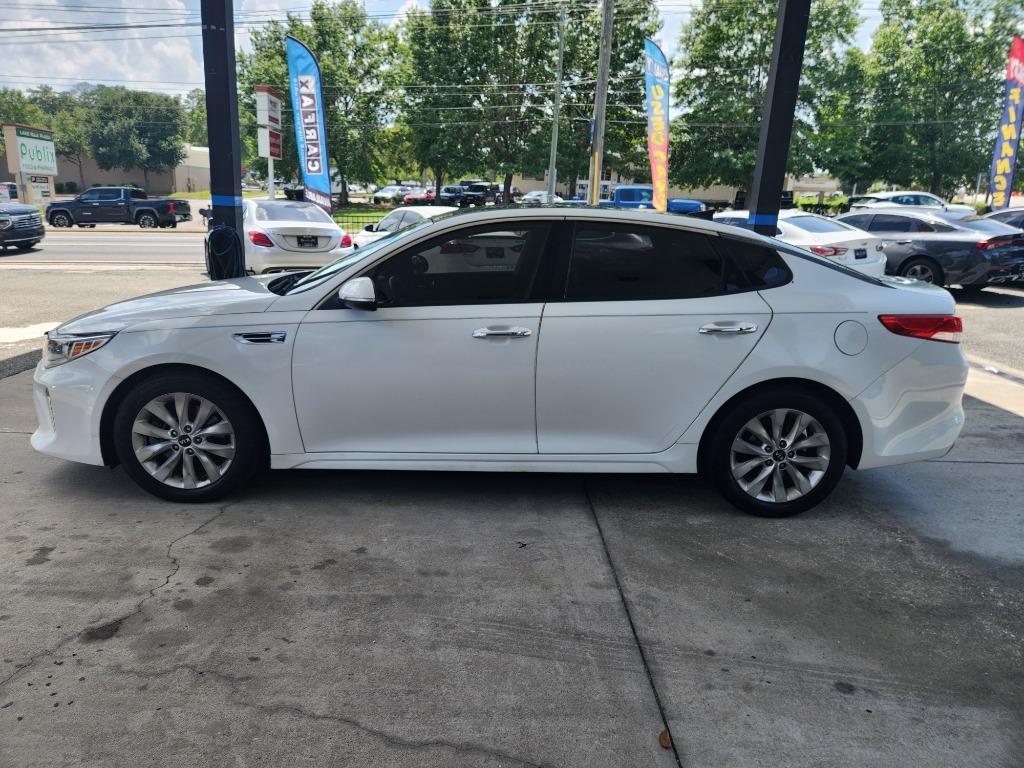 2018 Kia Optima EX - Photo 6