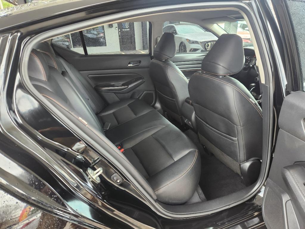 2021 Nissan Altima SR - Photo 12