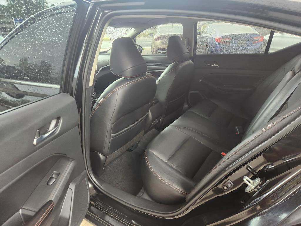 2021 Nissan Altima SR - Photo 11