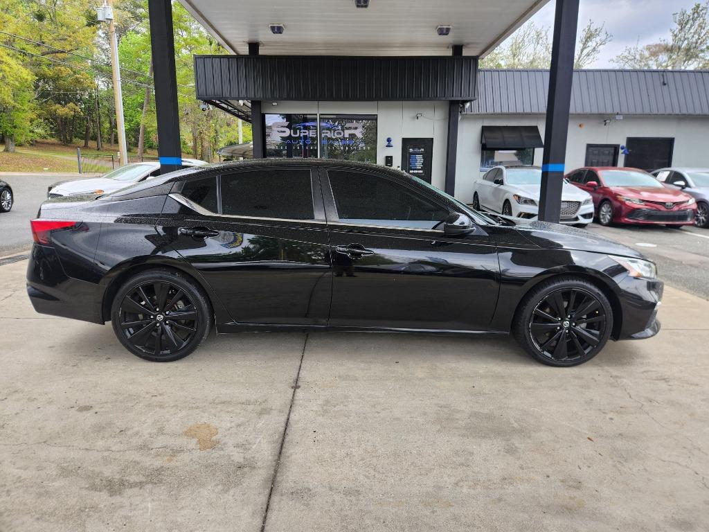 2021 Nissan Altima SR - Photo 7