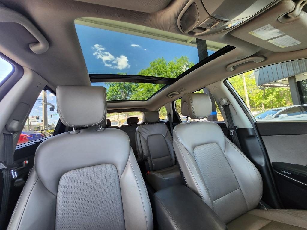 2016 Hyundai Santa Fe Limited - Photo 15