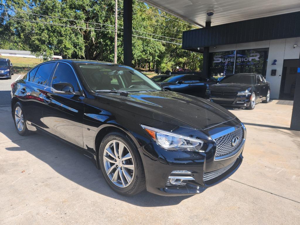2017 INFINITI Q50 Premium
