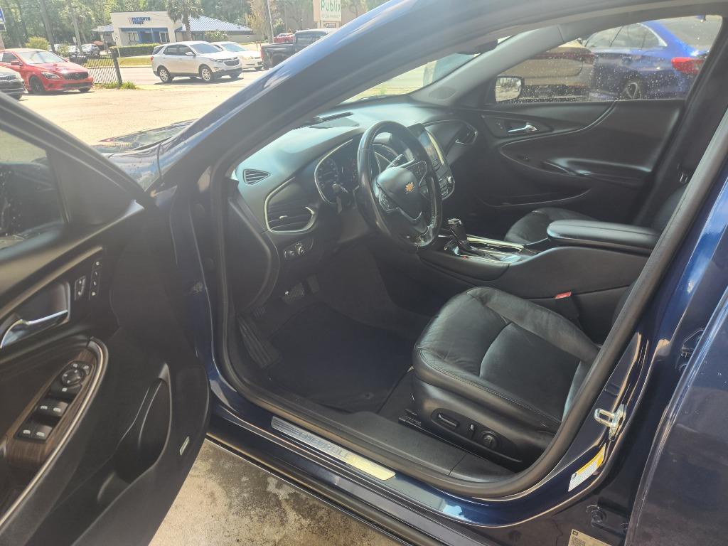 2020 Chevrolet Malibu Premier - Photo 9