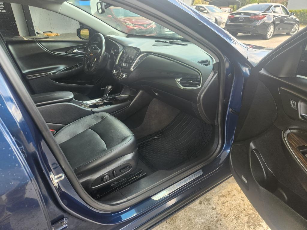 2020 Chevrolet Malibu Premier - Photo 10