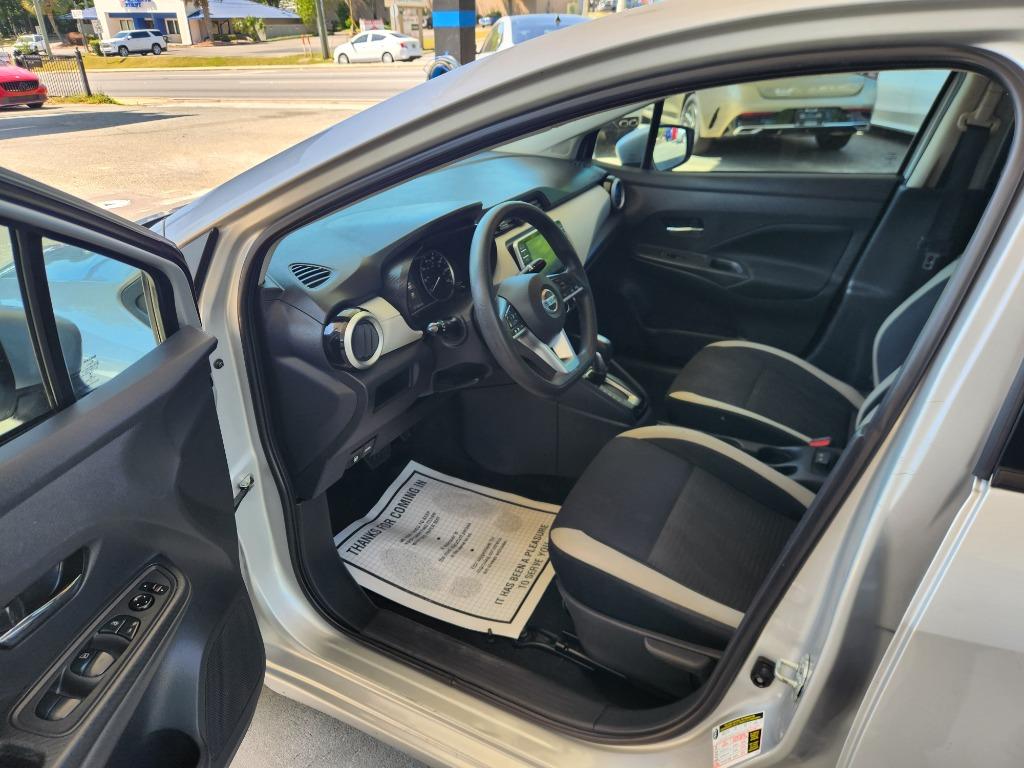 2021 Nissan Versa Sedan SV - Photo 9
