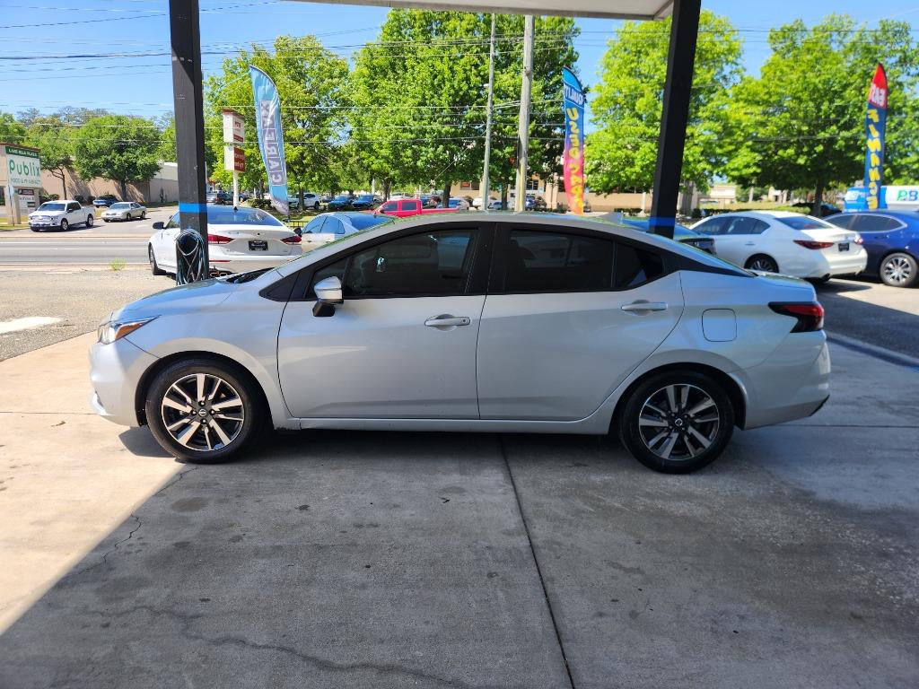2021 Nissan Versa Sedan SV - Photo 6
