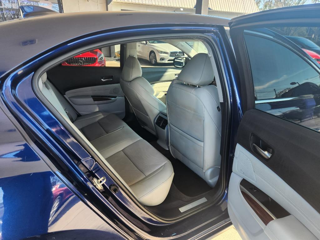 2017 Acura TLX Technology Package - Photo 11
