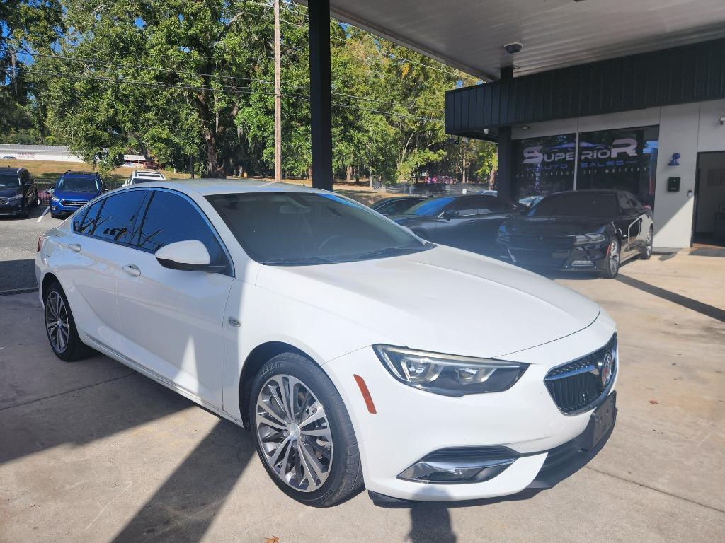 2018 Buick Regal Sportback Preferred II's photo