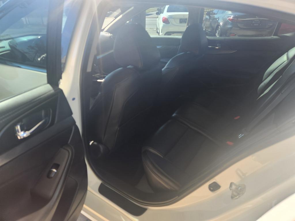 2019 Nissan Maxima SV - Photo 11